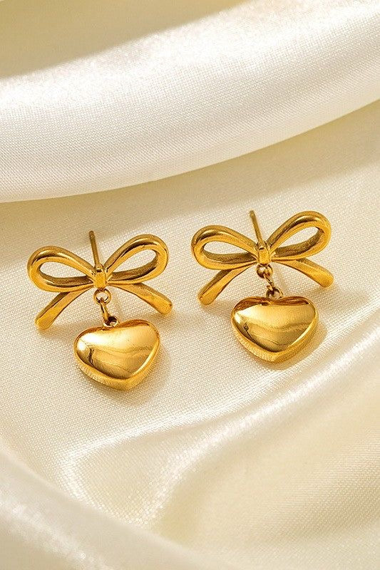 Golden love bow earring