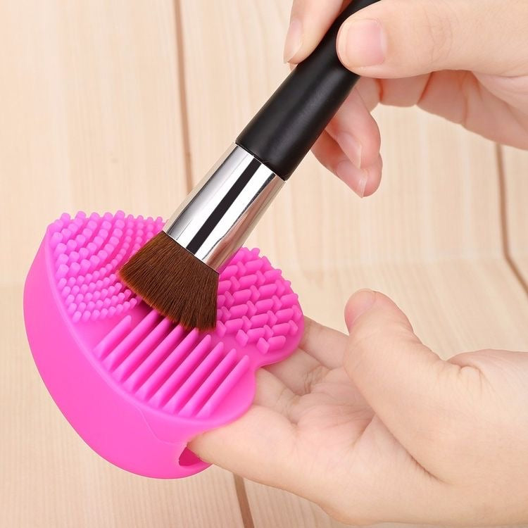 Makeup brush cleaner