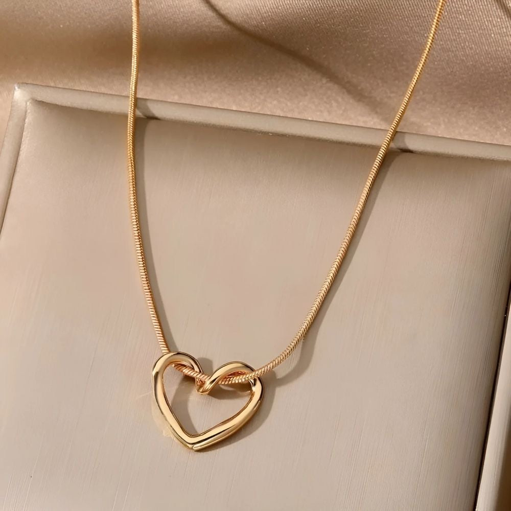 Hollow heart gift box