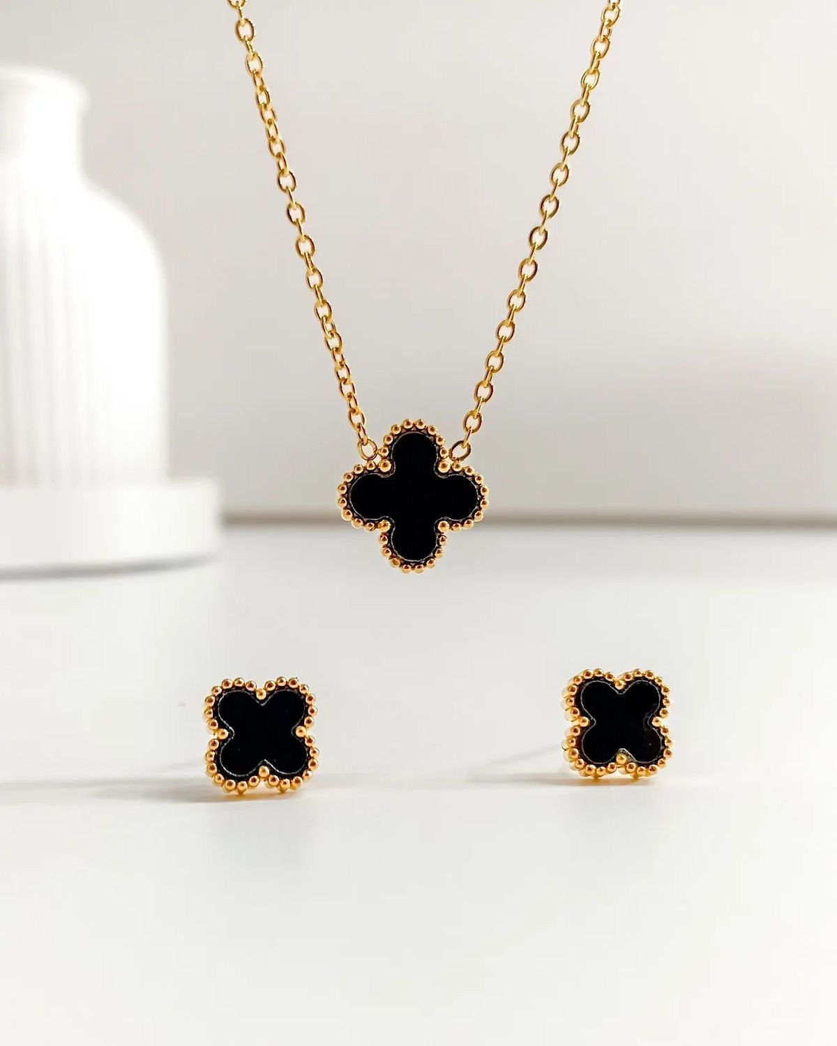 Black clover gift box