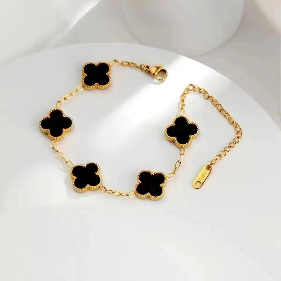 Black Leaf clover bracelet