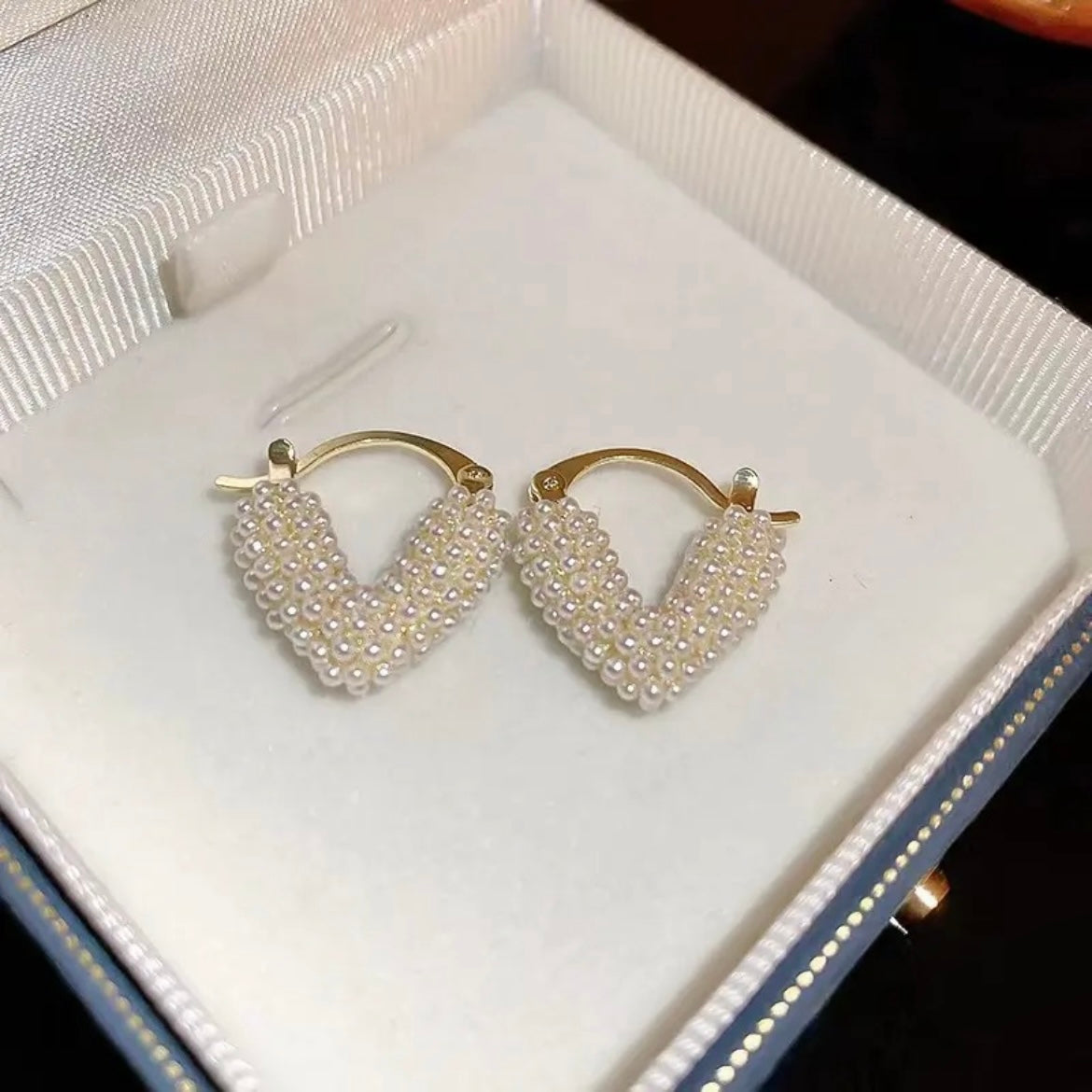 Pearl heart earrings
