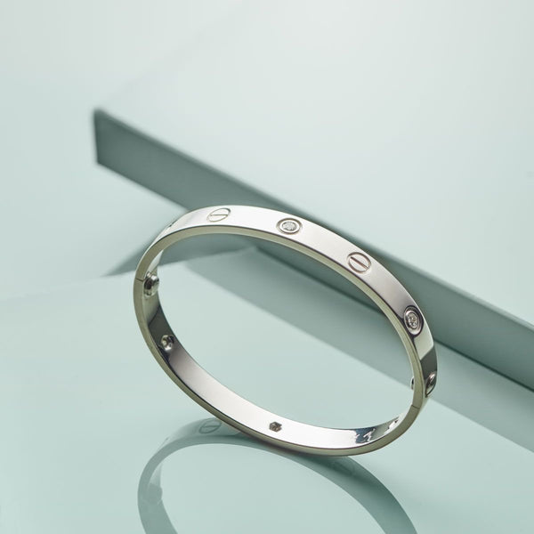 Silver love band bangle – Scoopofjewels