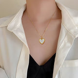 Reversible heart chain