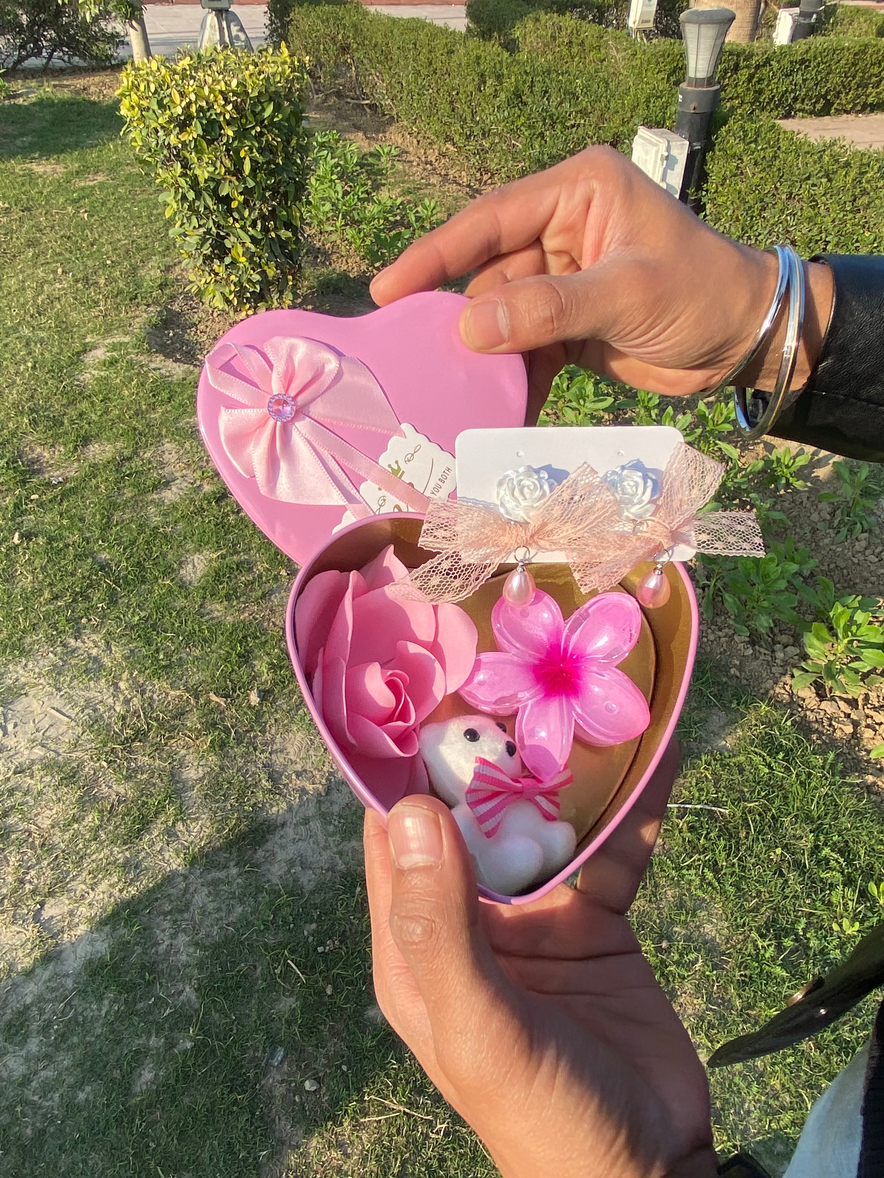 Blush bloom gift box
