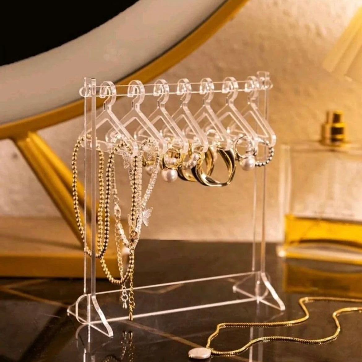 Tiny trinket display