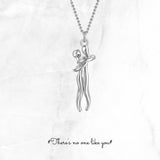 Hold me tight necklace