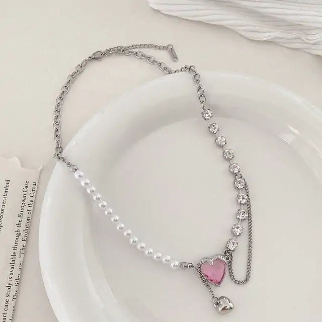 Pearl pink rhinestone necklace