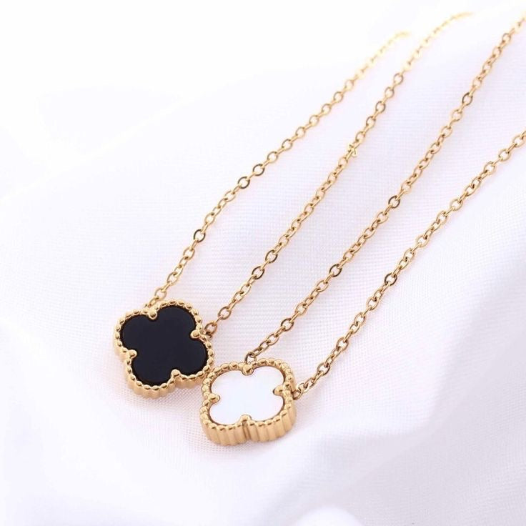 Reversible 4 leaf clover necklace